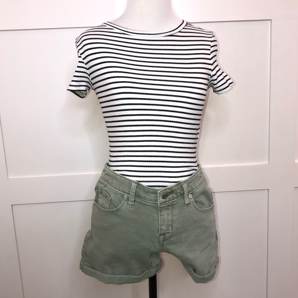 Cuffed shorts